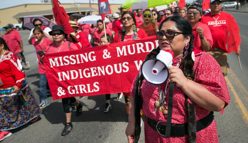 Dan Newhouse with Constituents