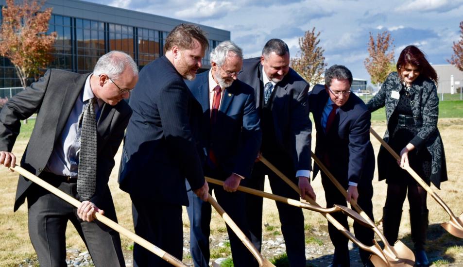 Dan Newhouse with Constituents