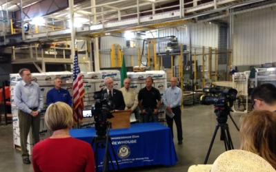 Dan Newhouse with Constituents