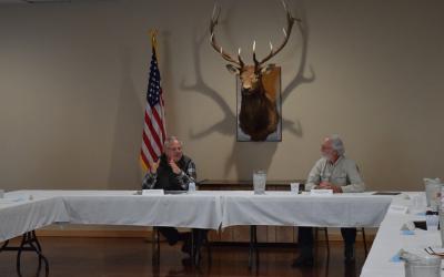 Dan Newhouse with Constituents